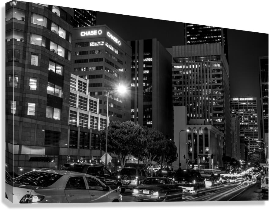 wilshire boulevard and figueroa at night  horizon Canvas Print
