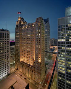 Guardian Building Night -02