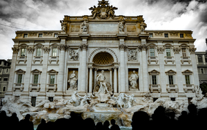 Trevi Fountain Statues