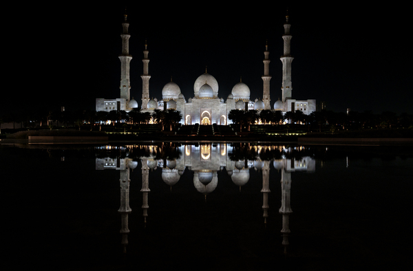 Sheikh Zayed Grand Mosque Night Full Moon by BZ
