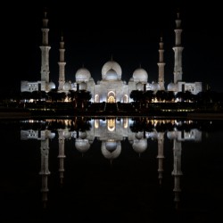 Sheikh Zayed Grand Mosque Night Full Moon