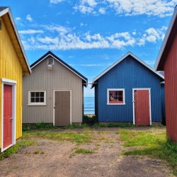 COLORFUL COAST 