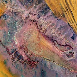 QEAA 031 – Earth As Art USGS