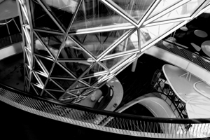 MyZeil Glass Tube in Black and White