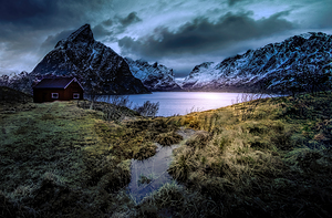 Sakrisoya Mountain Fjord