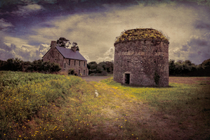 Gouville sur Mer Farm Dovecote