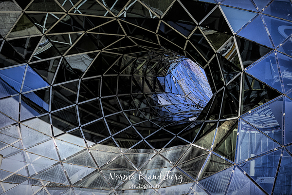 MyZeil Infinity Building Exterior Print