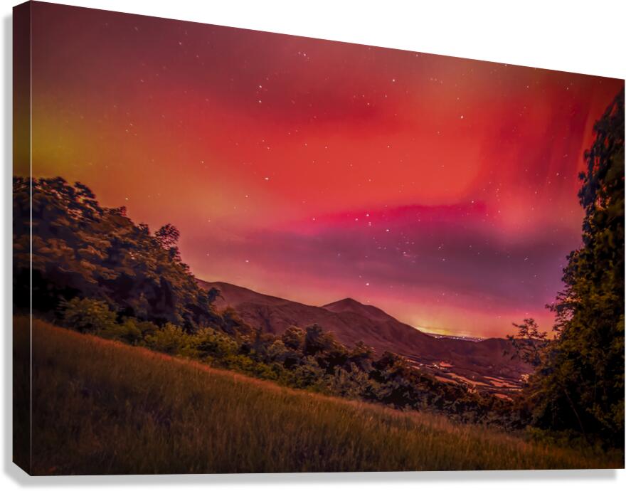 Aurora Over the Peaks of Otter Canvas Print