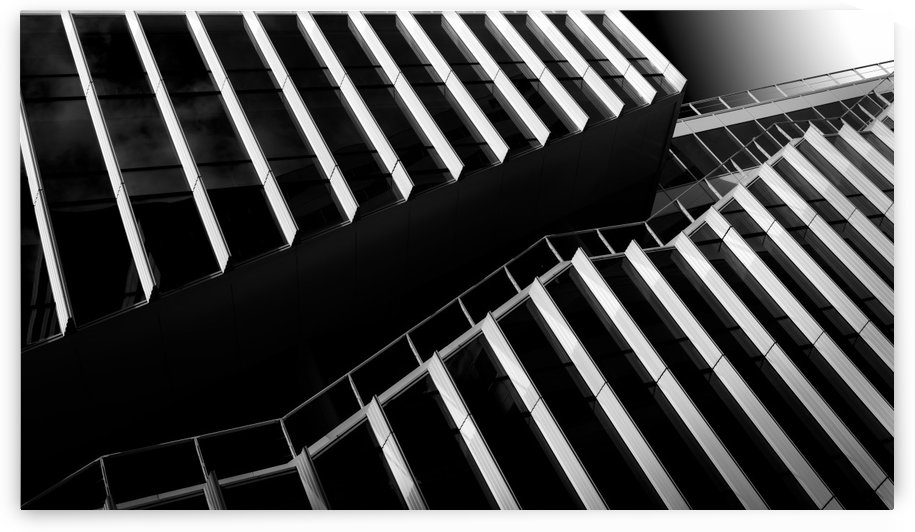 Up between the facades by 1x