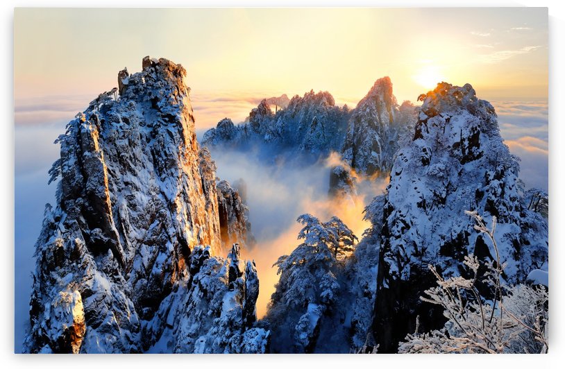 Sunrise at Mt. Huang Shan by 1x