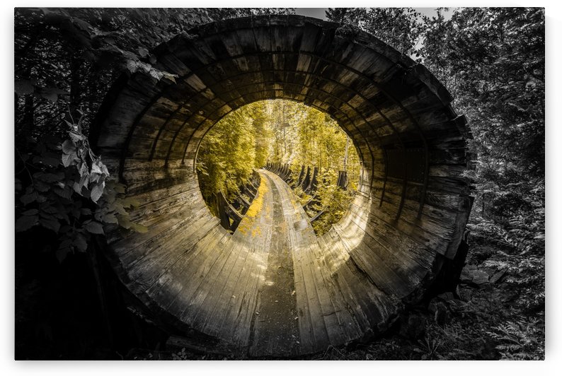 le tunnel by Ian Gagné