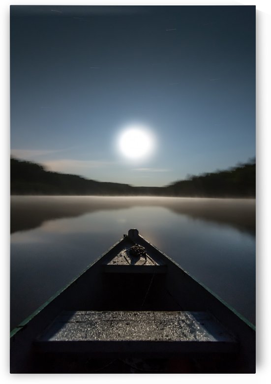 Pleine lune, St Alban, Québec by Ian Gagné