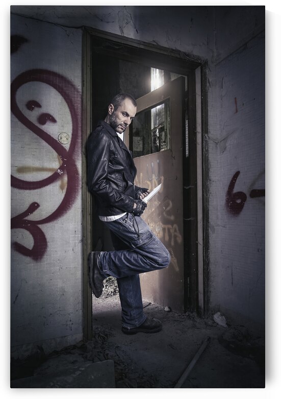 serial killer with knife  by Gualtiero Boffi