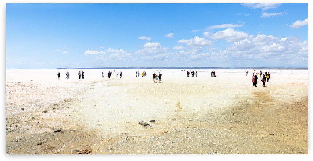 tourists at the lake of tuz golu. by Gualtiero Boffi