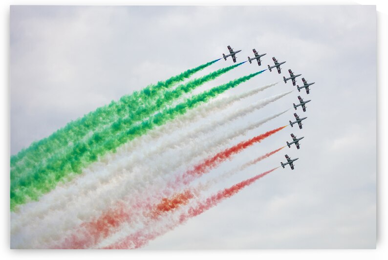 frecce tricolori 002 by Gualtiero Boffi