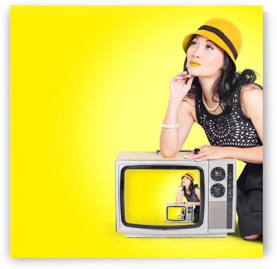 Beautiful vogue woman in vintage 50s fashion style by Jorgo