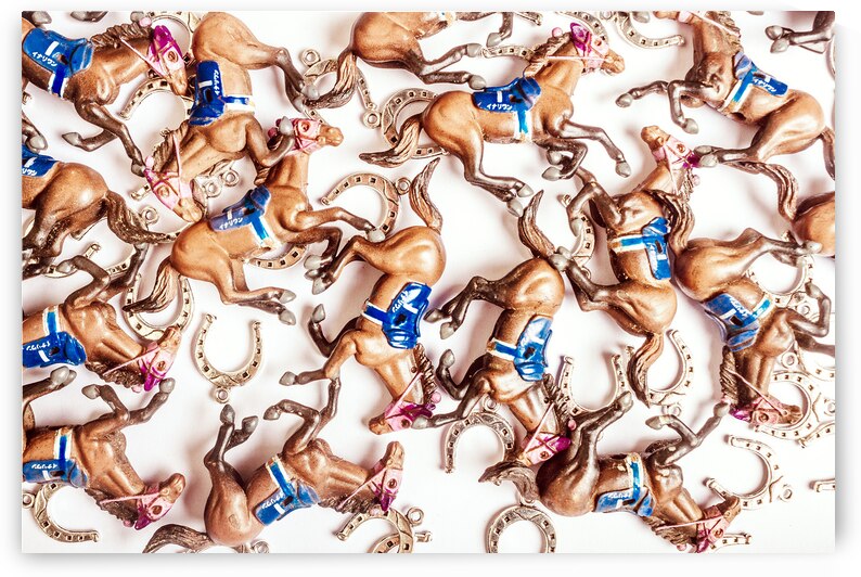 Horseshoe cup by Jorgo