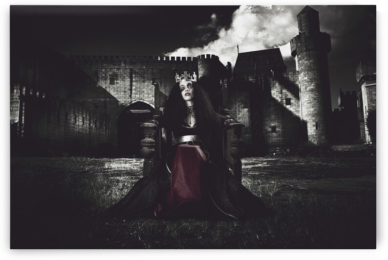 Queen of the dark monarch by Jorgo