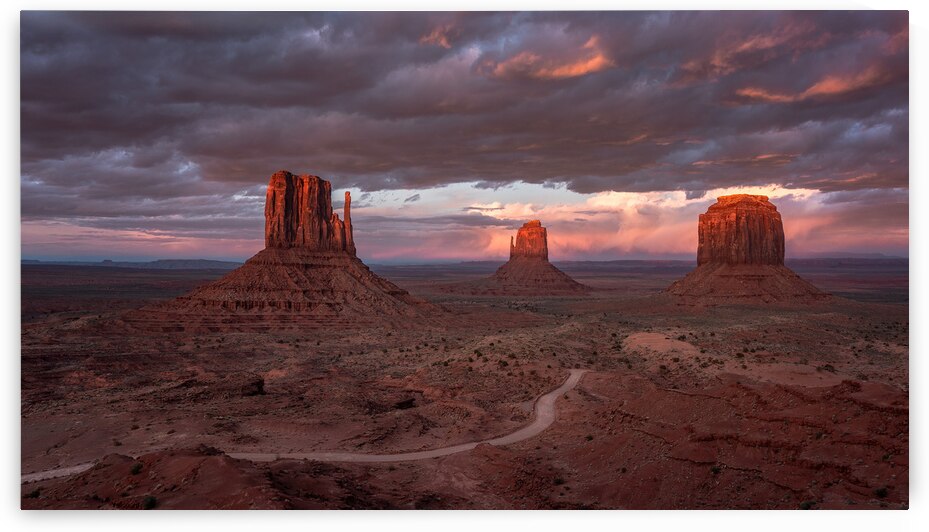 Monument Valley | Sunset View Point by Dutch Photographer