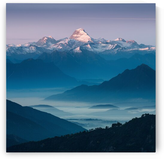 Mountain Range at Dawn by dratef