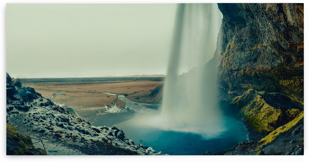 Seljalandsfoss Waterfall by dbg photo