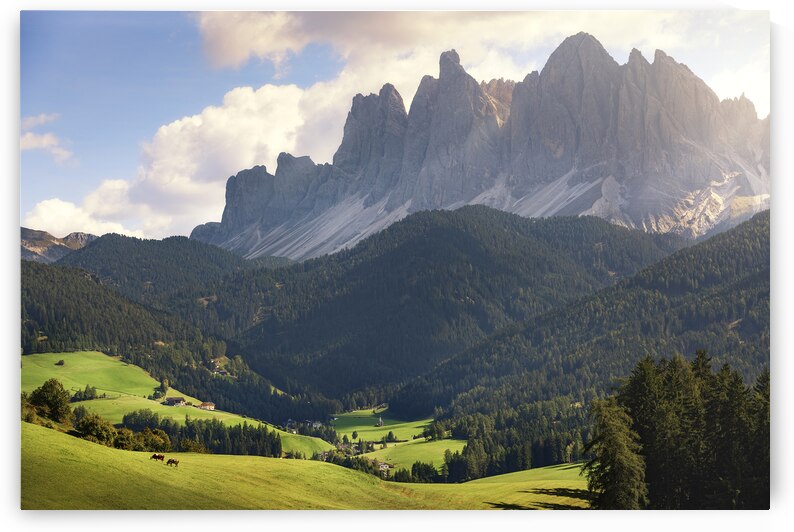 Funes Valley view and the Odle mountains in Dolomites by Stefano Orazzini