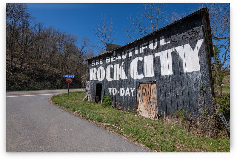 Old Rock City Barn by Andy Crawford