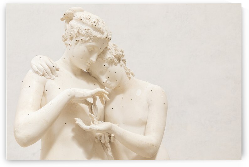 Cupid and Psyche statue by sculptor Antonio Canova 1800. Sensua by Paolo Modena