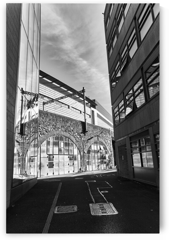 Street Scene Dublin by Malcolm Cutchin Photography