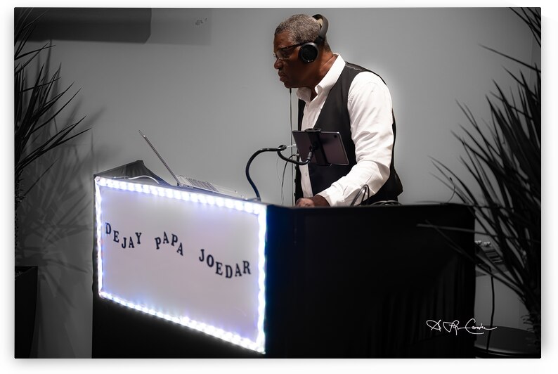 BZ9 3383 2 Enhanced NR by Susan Lynn Cooke