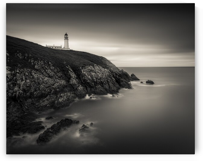 Tiumpan Head Lighthouse by Dave Bowman