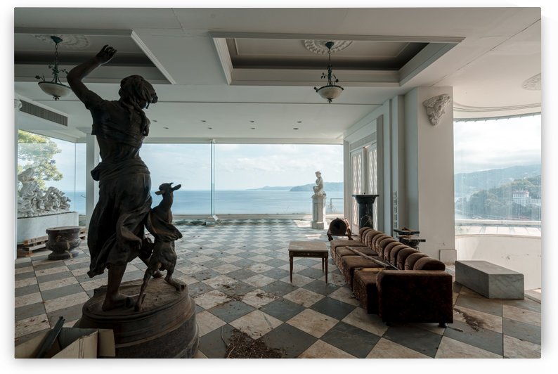 Abandoned Billionaires Mansion by Steve Ronin