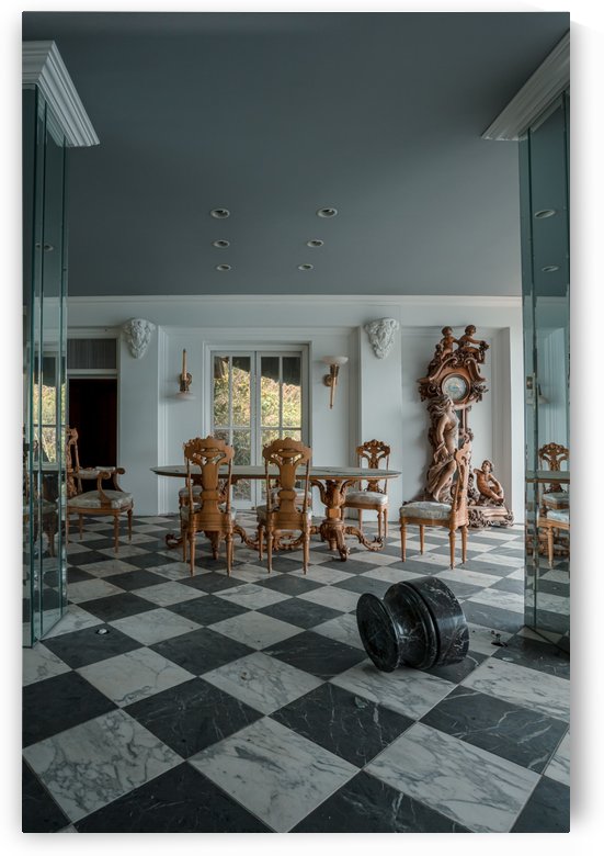 Abandoned Billionaires Mansion by Steve Ronin