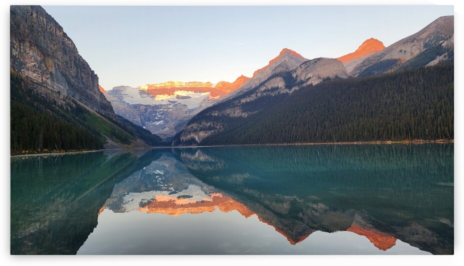 Lake Louise Sunrise by Jennifer Cisneros
