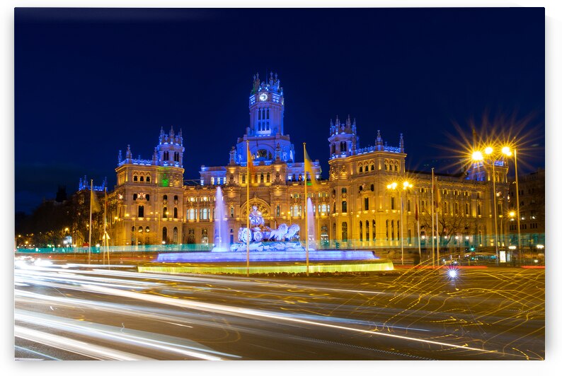 Madrid city hall at night by DELPHIMAGES