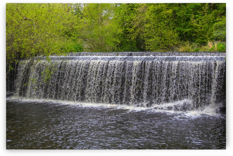 Water of Leith Weir in Dean village - Edinburgh - SCOTLAND by fondantpixels