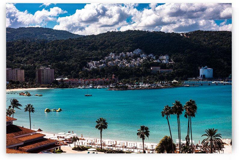 Ocho Rios by Oliver Khan