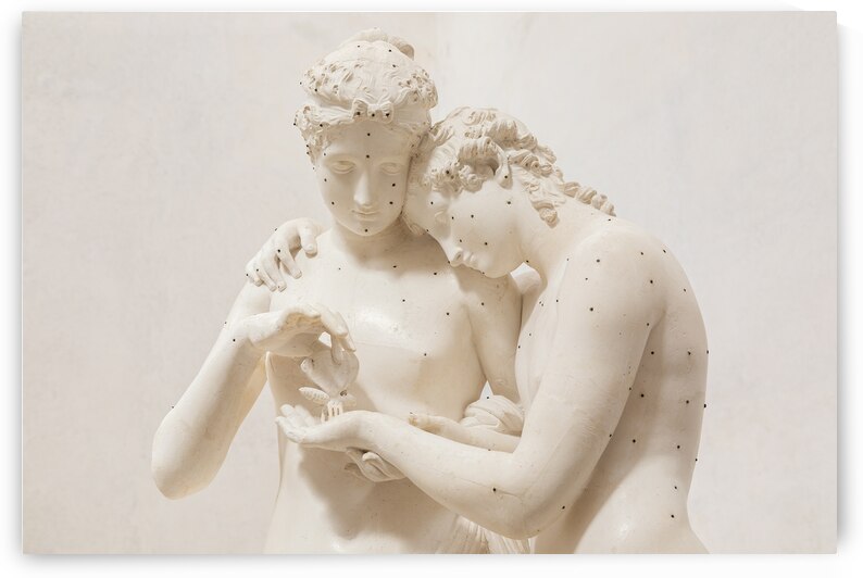 Cupid and Psyche statue by sculptor Antonio Canova 1800. Sensua by Paolo Modena