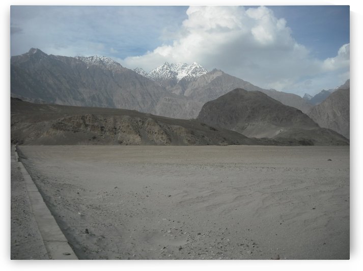 Desert in Sakardu Valley - Pakistan by Hafiz Muhammed Usman