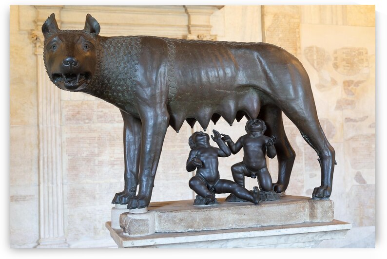 She wolf masterpiece of bronze sculpture early 5th century B.C by Paolo Modena