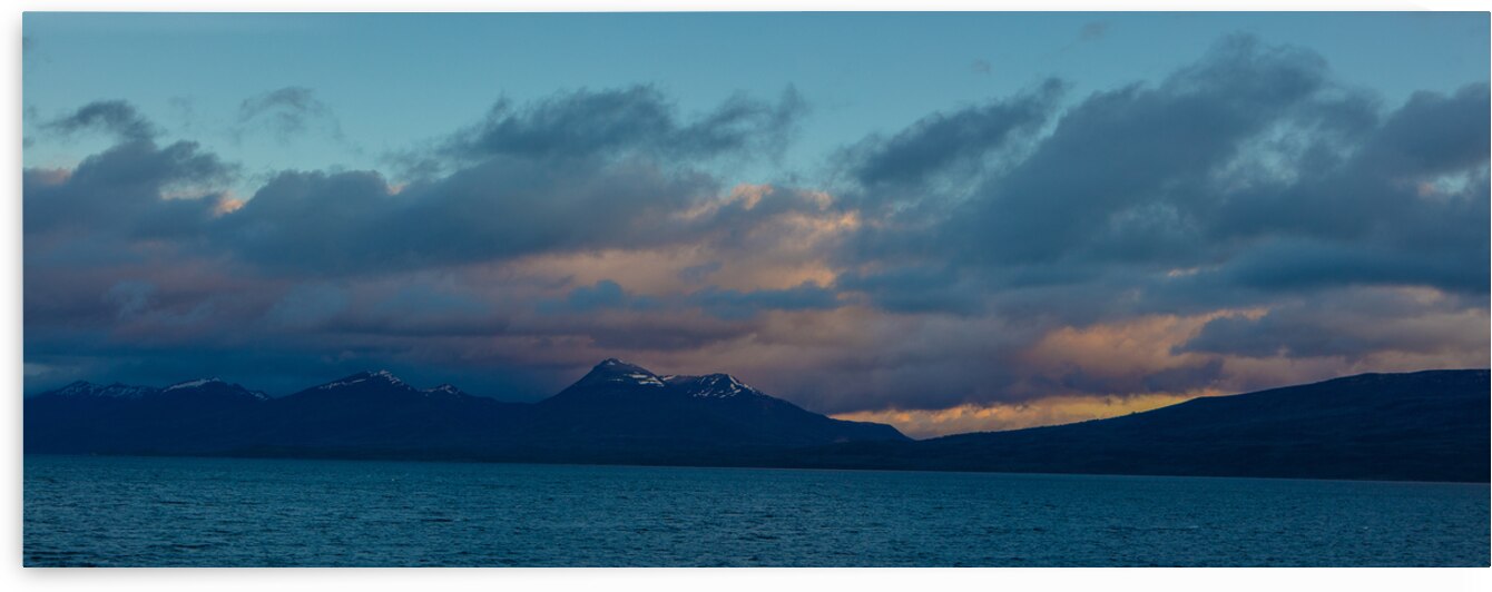 Patagonia 7321 by Robert Burnett