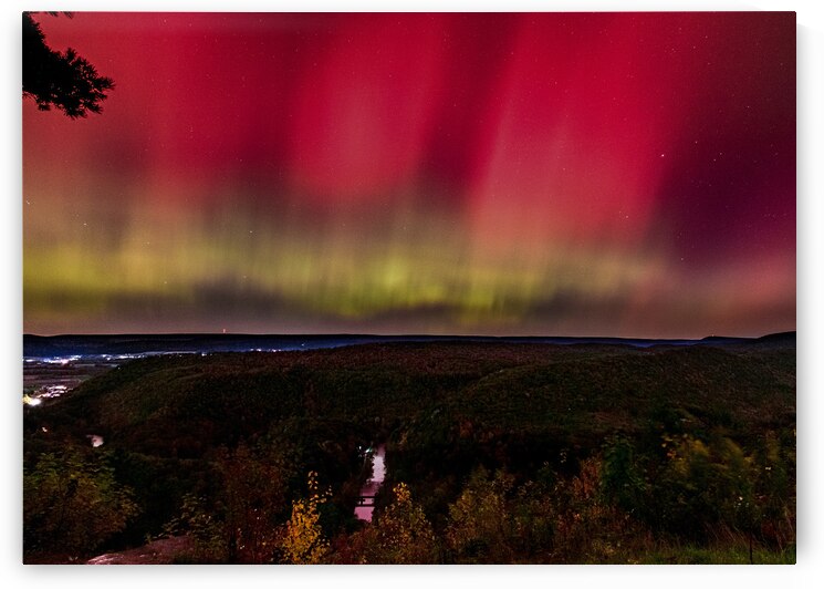 Penns View Aurora by Heather Scully