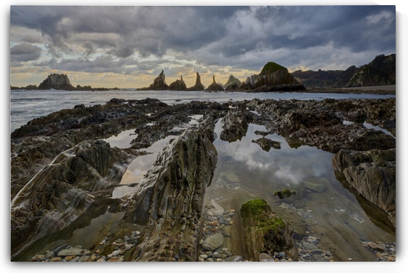 Shoreline in  Gueirua by Images By Jon Evan