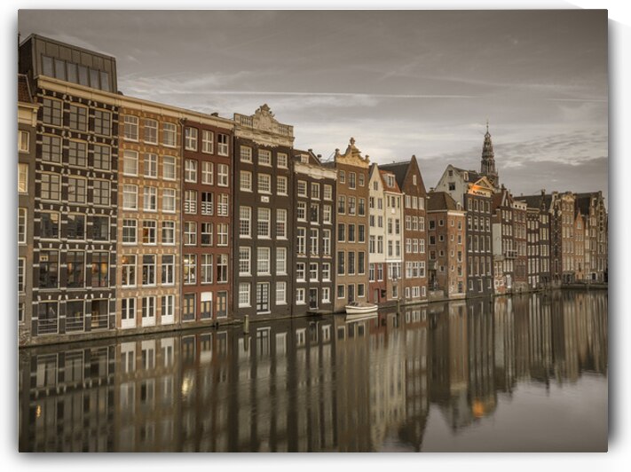 Canal Living by Assaf Frank