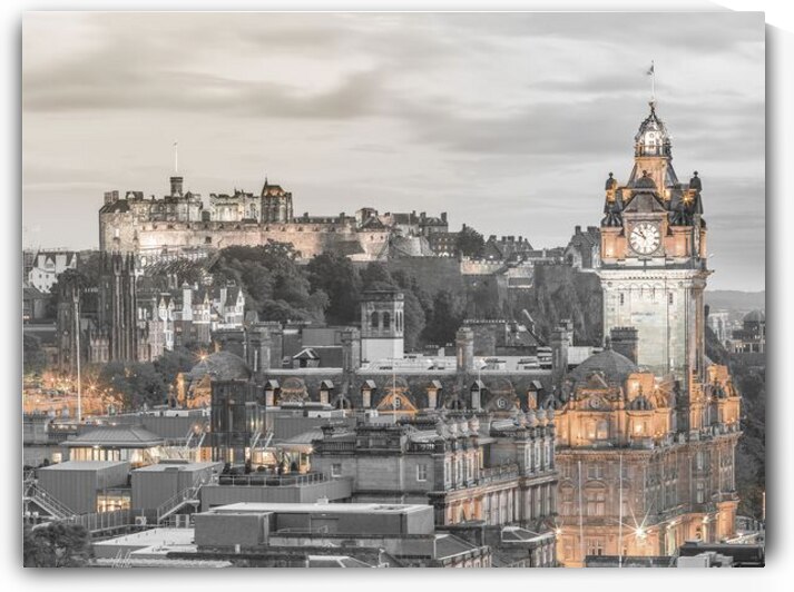 Edinburgh Castle 1 by Assaf Frank