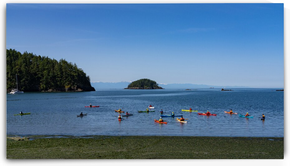 Kayakers at Bowman Bay by Gary Skiff Photography