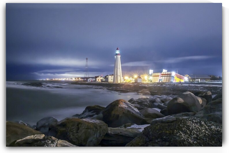 Misty night by Ulrich Josserand   Photographe