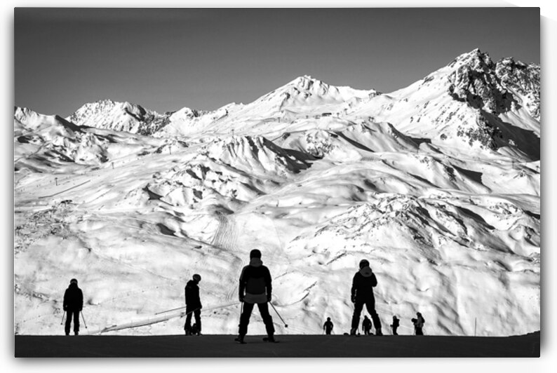 Skiers by Bernard Brault