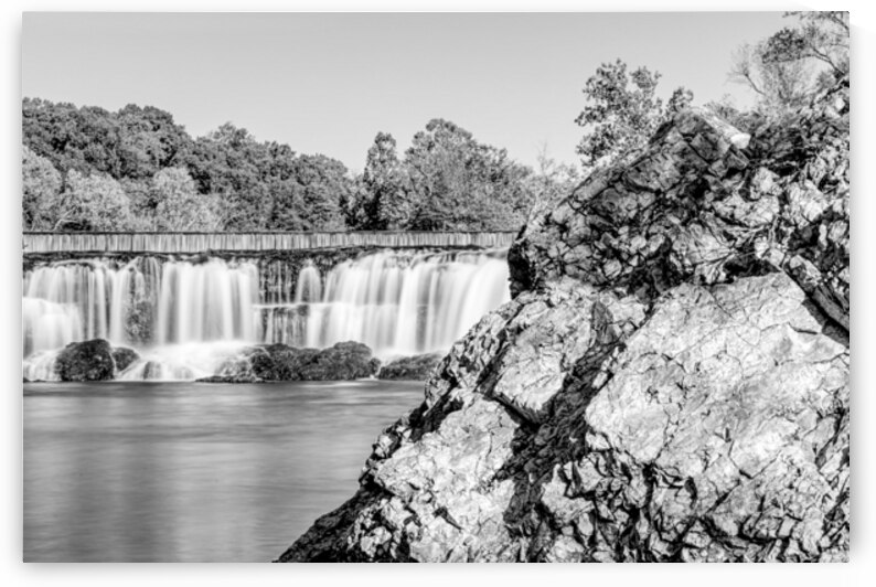 Grand Falls Chert Rock Focused Grayscale by Jennifer White