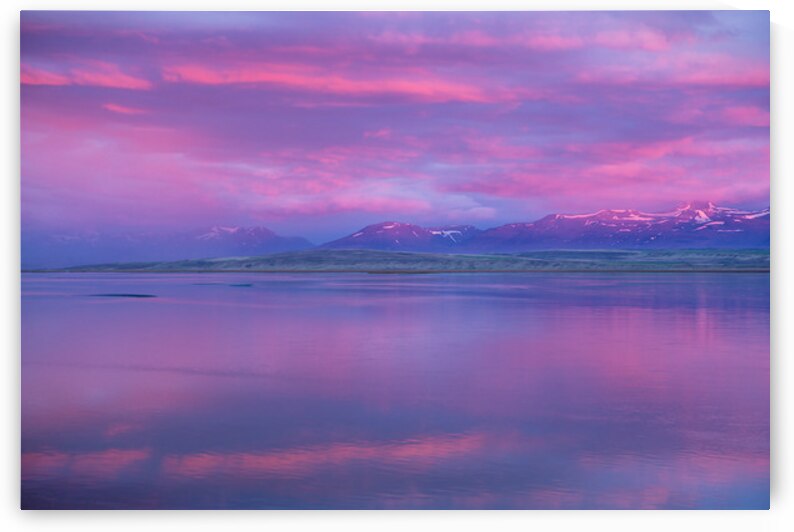 THE HOUR BETWEEN SUNSET AND SUNRISE 0050 TO 0 by Doug Sturgess